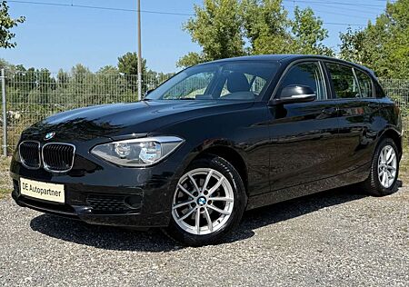 BMW 116 i *Bluetooth *Sitzheizung* Einparkhilfe *Navi