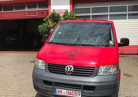 VW T5 Transporter Volkswagen T5 / 9-Sitzer, Motor 60.000KM, Getriebe Neu