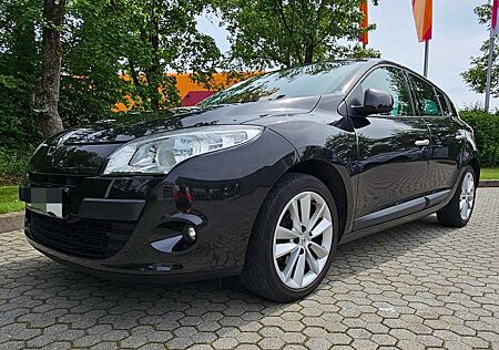 Renault Megane 2.0 140 CVT Luxe