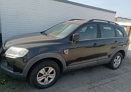 Chevrolet Captiva 2.4 2WD 7 Sitzer Gas LS
