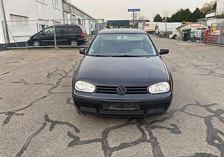 VW Golf Volkswagen 1.6 Automatik Edition