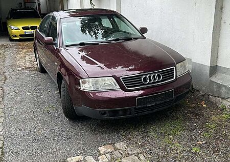 Audi A6 2.4
