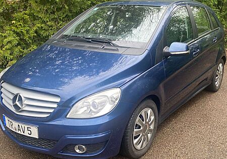 Mercedes-Benz B 180 CDI