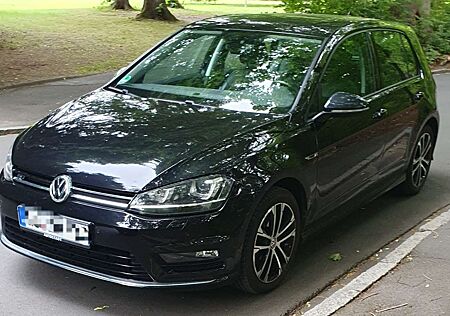 VW Golf Volkswagen 1.4 TSI ACT BlueMotion Technology Highline
