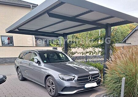 Mercedes-Benz E 220 gebraucht kaufen Mercedes-Benz E 220 d T Avantgarde MBUX RFK LED AHK PTS SHZ TW