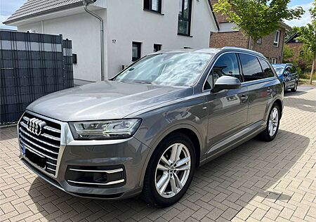 Audi Q7 3.0 TDI quattro tiptronic HUD - ACC