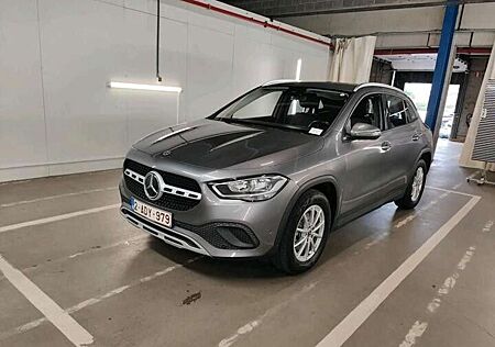 Mercedes-Benz GLA 180 d DCT*SHZ*VirtCock*Matrix*Netto-16500€