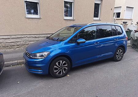 VW Touran Volkswagen 1.5 TSI OPF ACTIVE