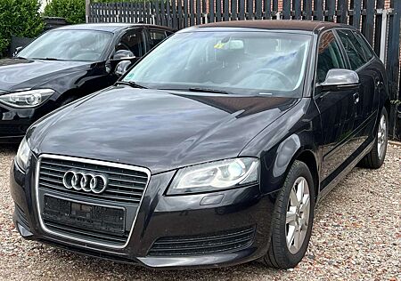 Audi A3 1.4 TFSI Ambiente *XENON-KLIMA-SHZ
