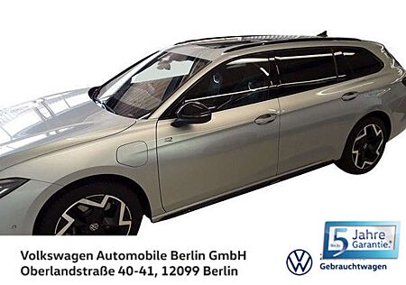 VW Passat Variant Volkswagen 1.5TSI DSG R-Line BLACK P-DACH H&