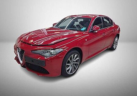 Alfa Romeo Giulia 2.0 Turbo TI Q4 AT8*Kamera*Assistenz-P*Bi