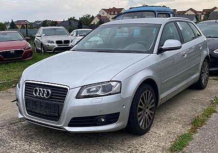 Audi A3 2.0 TDI Ambition Navi Xenon Sitzhzg. TÜV 1/27