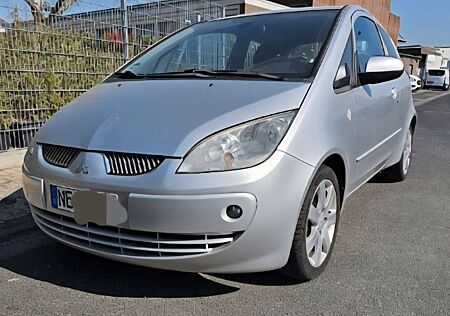 Mitsubishi Colt CZ3 1.3 Motion, perf.für Anfänger, Pizzataxi