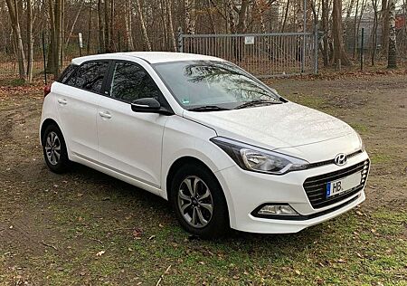 Hyundai i20 blue 1.0 T-GDI Passion