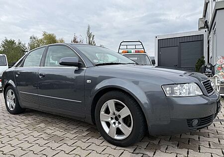 Audi A4 2.0 Tüv Neu/Klima/8 Fach bereift/Sportsitze