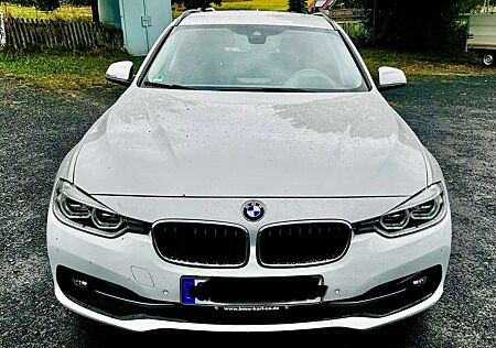 BMW 320d 320 Touring Aut. Sport Line