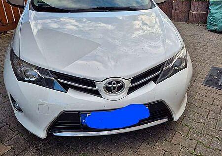 Toyota Auris Touring Sports 1.6 Valvematic Multidrive S T