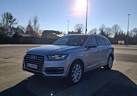 Audi Q7 3.0 TFSI quattro tiptronic