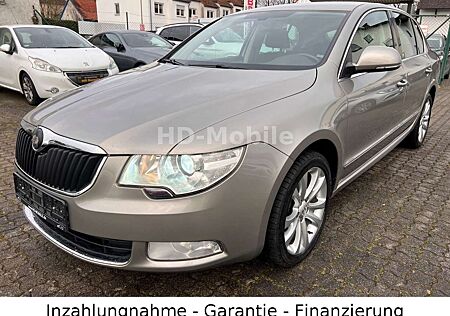 Skoda Superb Elegance, Automatik, Xenon, Navi