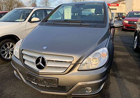 Mercedes-Benz B 200 Automatik *nur 98.000 km *2. Hd. *Top-gepfl.