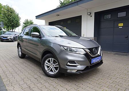 Nissan Qashqai 1.2 DIG-T Visia 360°KAMERA+XENON+PANORAMA+NAVI