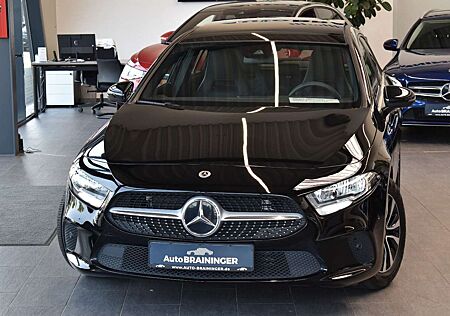 Mercedes-Benz A 200 A200d Lim. Aut. Navi~DAB~RFKamera~DAB~el.PanoSD
