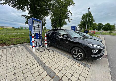 Mitsubishi Eclipse Cross Plug-In Hybrid 4WD Intro Edition