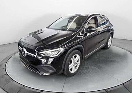 Mercedes-Benz GLA 200 Urban WIDE*IHC*LED*KAM*CARPLAY*MEGAVOLL