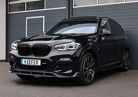 BMW X3 xDrive30i M/HUD/LASER/CarPlay/SHZ/LHZ/TTW/R20