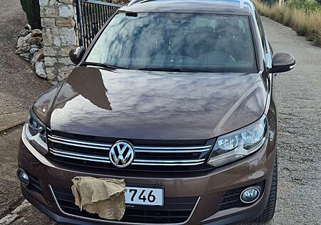VW Tiguan Volkswagen 1.4 TSI BlueMotion Technology Lounge Sport