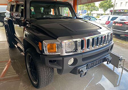 Hummer H3