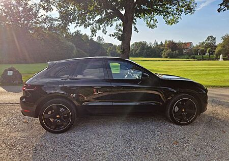 Porsche Macan S PDK