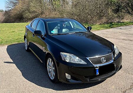 Lexus IS 250 Sport Line