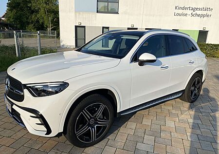 Mercedes-Benz GLC 300 e 4Matic 9G-TRONIC AMG Line Advanced