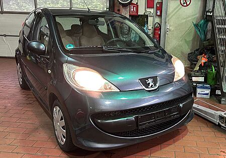 Peugeot 107 70 Filou