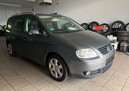 VW Touran Volkswagen Highline *7-Sitz.*SHZ*Klimaauto.*Tempomat