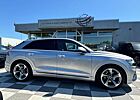 Audi Q8 55 TFSI S-Line +21"+HUD+Nachtsichtassistent