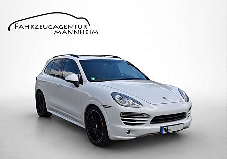 Porsche Cayenne 3.0 V6 Diesel * GTS PAKET - GEPFLEGT *