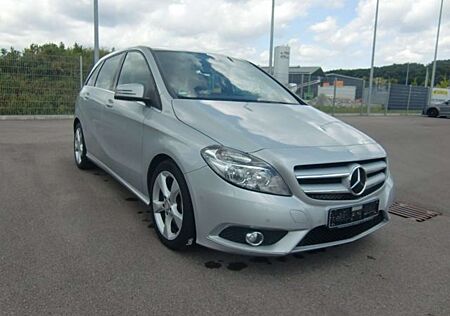 Mercedes-Benz B 180 B+180+(BlueEFFICIENCY)