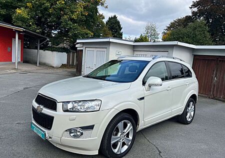 Chevrolet Captiva 2.2 D LT 2WD*TÜV NEU*KLIMA*NAVI*LEDER*
