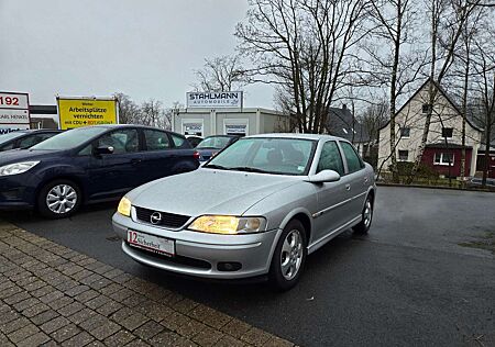Opel Vectra 1.6 16V Edition Klima Scheckheft Servo