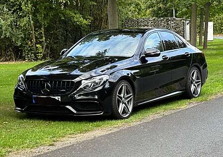 Mercedes-Benz C 63 AMG Speedshift MCT 9G