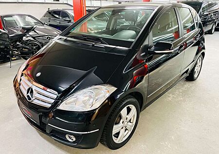 Mercedes-Benz A 160 Avantgarde Parkassistent|Comand|Sitzheiz.