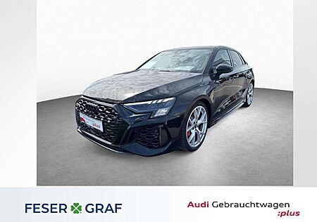 Audi RS3 Spb. 2.5 TFSI qu. - PANO - KAMERA -ACC