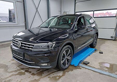 VW Tiguan Volkswagen Highline 2.0 TDI*NAVI*SHZ*ACC*uvm