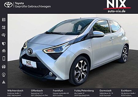 Toyota Aygo 1.0 x-play connect TFL BT KLIMA