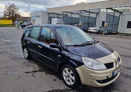 Renault Grand Scenic 2.0 16V XXL Avantage