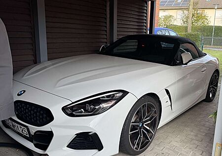 BMW Z4 sDrive20i Sport Line