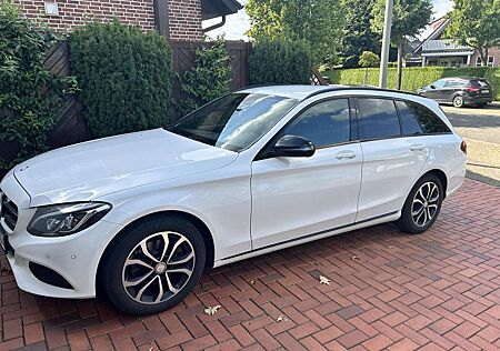 Mercedes-Benz C 220 (BlueTEC) d T 7G-TRONIC Avantgarde