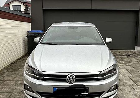 VW Polo Volkswagen 1.0 TSI DSG Highline , PDC, SHZ, Service/Tüv Neu!
